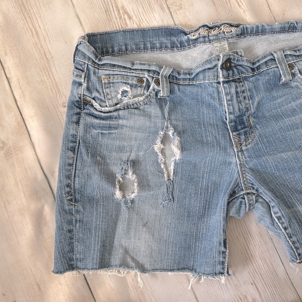 Denim frayed shorts
